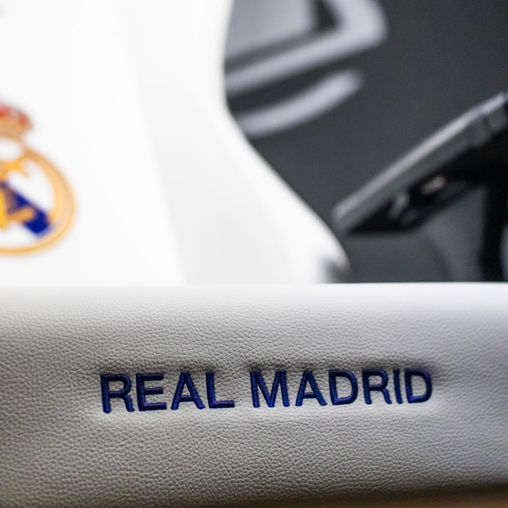 Lettering do Real Madrid na noblechairs HERO Real Madrid Edition